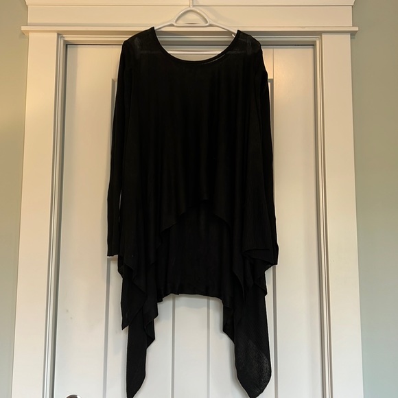 Black Lululemon high low sweater - Picture 1 of 3